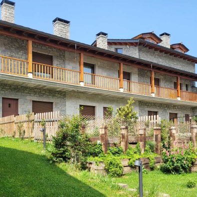 Fachada Hotel Las Moradas de Babia